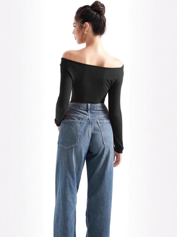 Women's Slim-Fit Long-Sleeve T-Shirt with Oblique Neckline – Sleek & Stylish for Every Occasion - Image 3